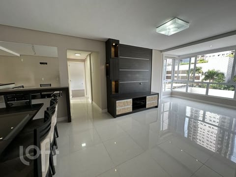 Image 4 - 250425